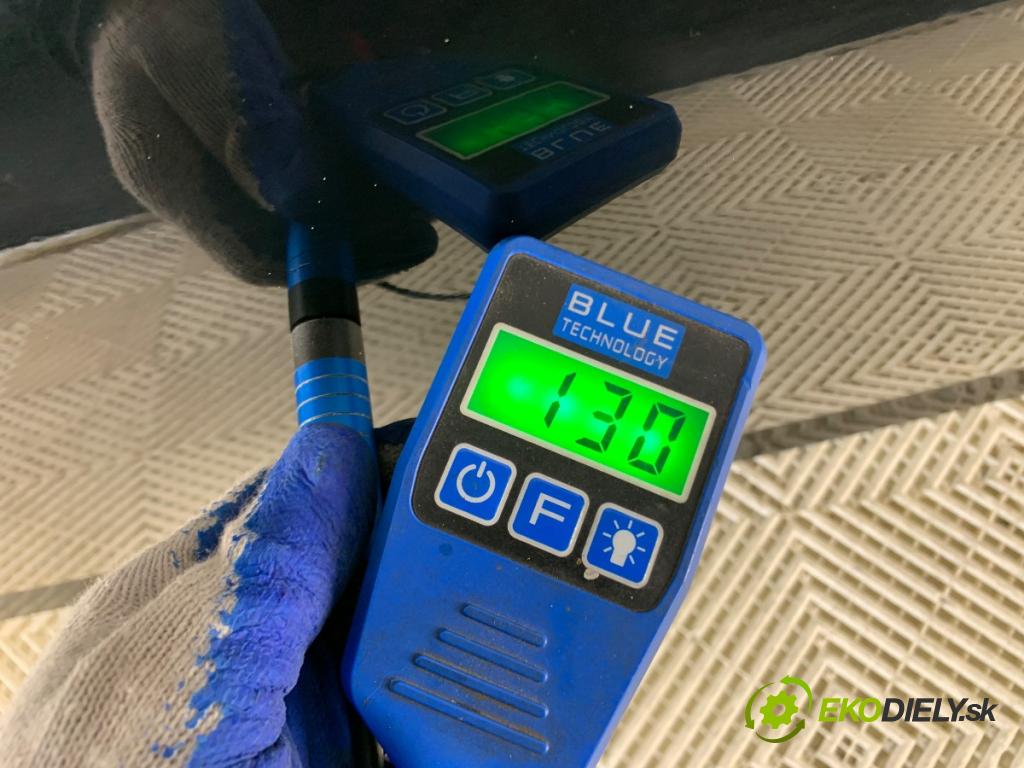 AUDI A4 B9 sedan 2018 185 kW 2.0 TFSI quattro 1984 Dvere pravy predný LY9T