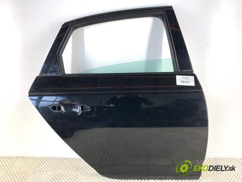 AUDI A4 B9 sedan 2018 185 kW 2.0 TFSI quattro 1984 Dvere pravy zad LY9T