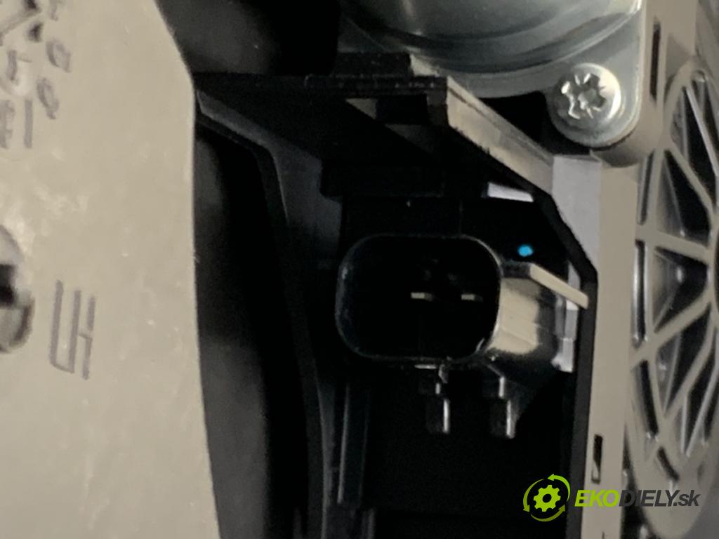 JEEP CHEROKEE KL SUV 2014 125 kW 2.0 CRD 4x4 1956 Mechanizmus okna ľavy zad 931402-103