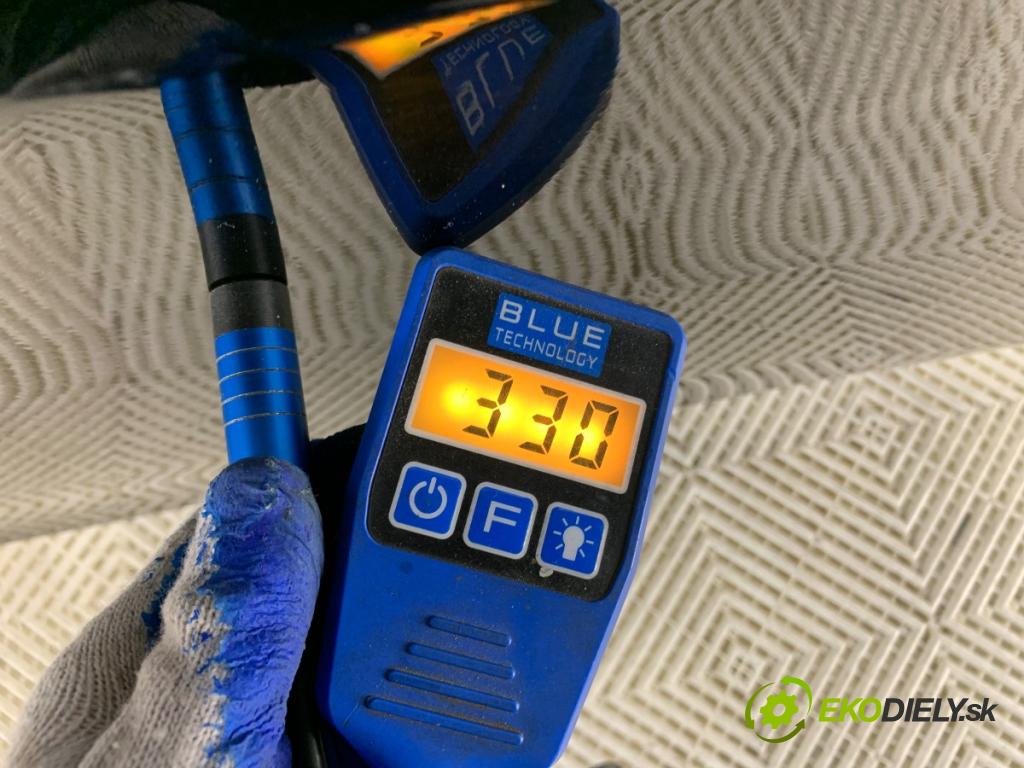 JEEP CHEROKEE KL SUV 2014 125 kW 2.0 CRD 4x4 1956 dveře levý zadní část PXR