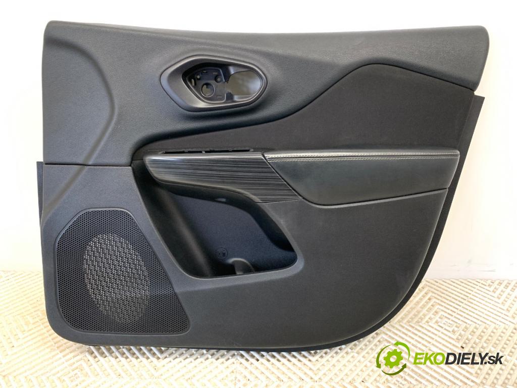 JEEP CHEROKEE KL SUV 2014 125 kW 2.0 CRD 4x4 1956 čalúnenie Dvere pravy predný 