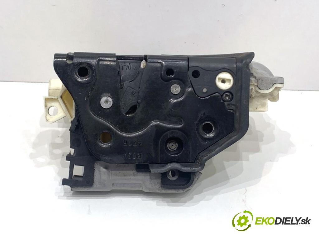 AUDI A5 8T coupe 2007 140 kW 2.7 TDI 2698 zámok Dvere pravy predný 8J1837016A