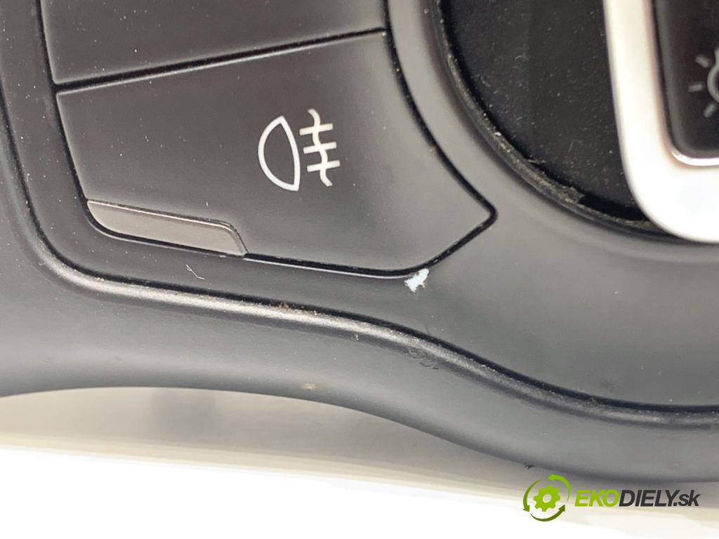 AUDI A5 8T coupe 2007 140 kW 2.7 TDI 2698 Spínač svetiel 8K0941531G