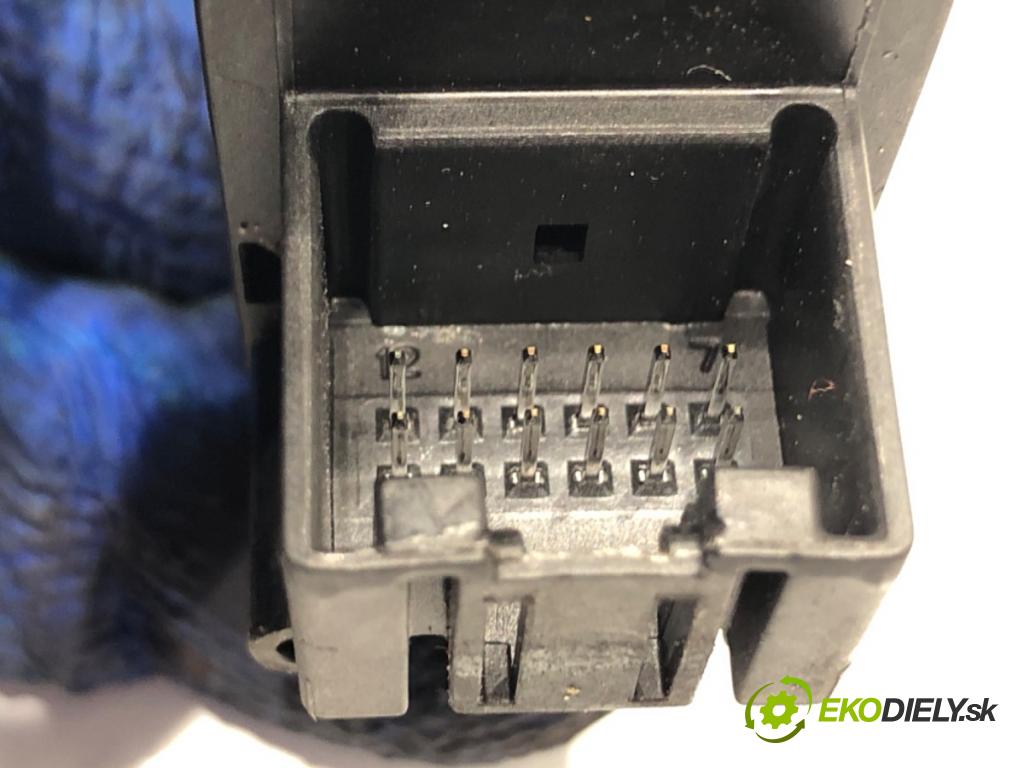 AUDI A5 8T coupe 2007 140 kW 2.7 TDI 2698 Spínač brzdy ručnej brzdy 8K1927225D (Prepínacie páčky pod volantom)