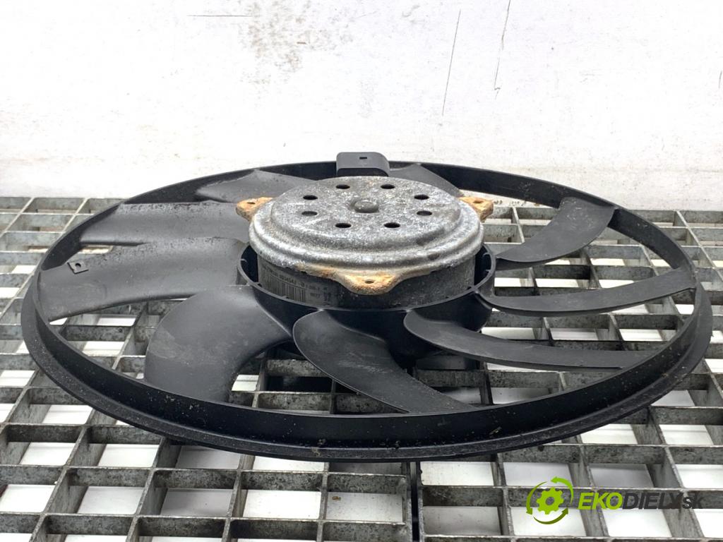 AUDI A5 8T coupe 2007 140 kW 2.7 TDI 2698 Ventilátor klimatizácie M134986 (Ventilátor chladiča klimatizácie)