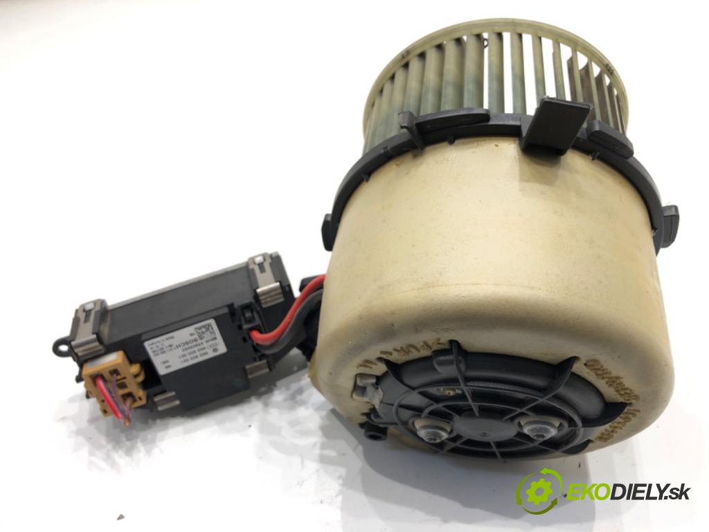 AUDI A5 8T coupe 2007 140 kW 2.7 TDI 2698 ventilátor kúrenia 8K0820521