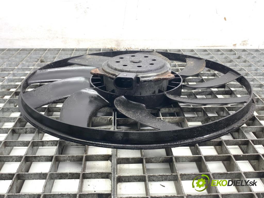 AUDI A5 8T coupe 2007 140 kW 2.7 TDI 2698 Ventilátor chladiča M134989 (Ventilátor)