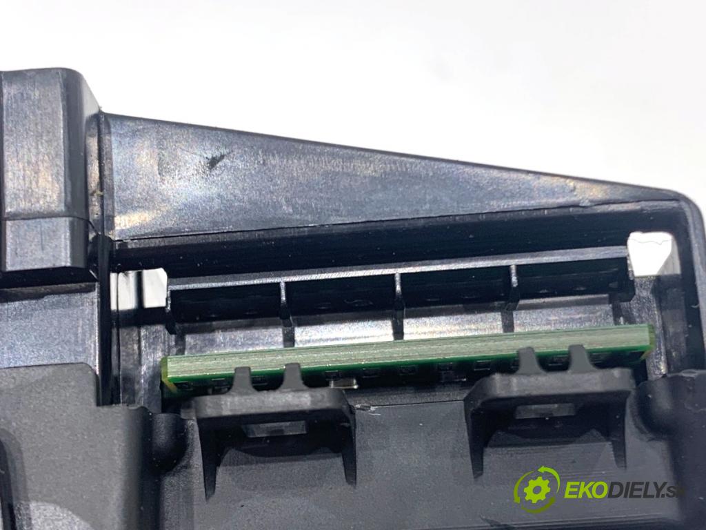 AUDI A5 8T coupe 2007 140 kW 2.7 TDI 2698 kroužek slimák airbag 8K0953568F (Airbag)