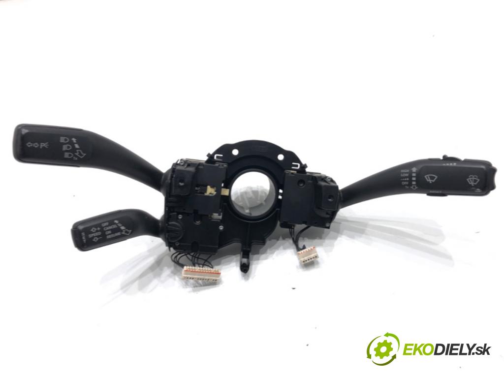 AUDI A5 8T coupe 2007 140 kW 2.7 TDI 2698 Prepínač kombinovaný 8K0953502D (Prepínacie páčky pod volantom)