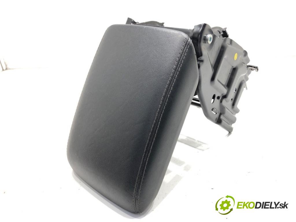 AUDI A5 8T coupe 2007 140 kW 2.7 TDI 2698 loketní opěrka 8K0864283 (Loketní opěrka)