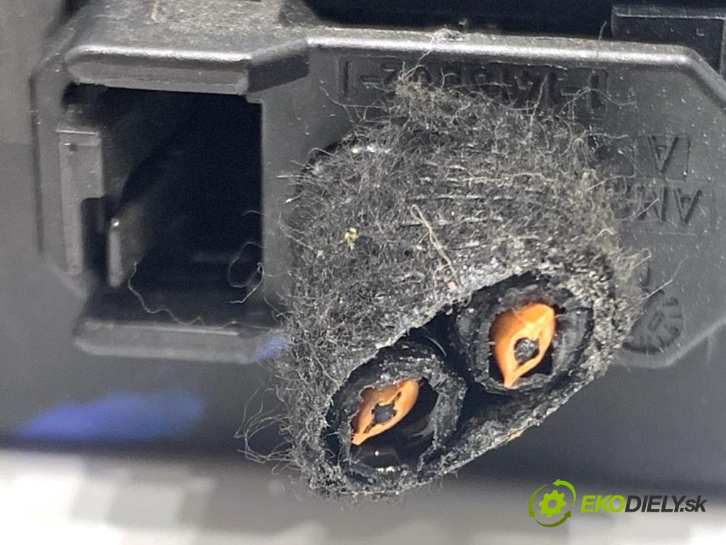 AUDI A5 8T coupe 2007 140 kW 2.7 TDI 2698 Modul GATEWAY 8T0907468F