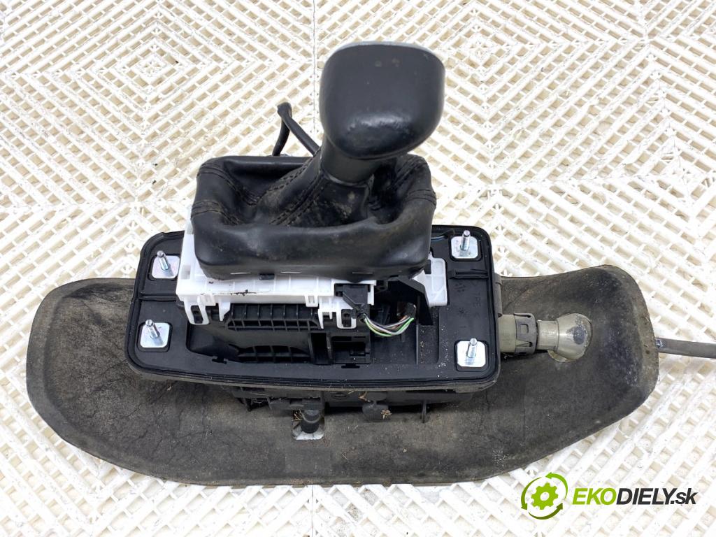 AUDI A5 8T coupe 2007 140 kW 2.7 TDI 2698 Kulisa 8K1713041F (Rýchlostná páka (kulisa))