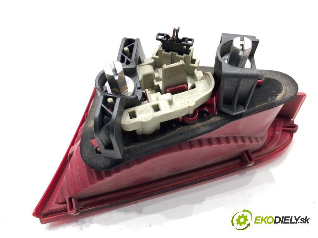 AUDI A5 8T coupe 2007 140 kW 2.7 TDI 2698 Svetlo zad ľavá strana vnútorná 8T0945093 (Kľučka dverí ostatné)