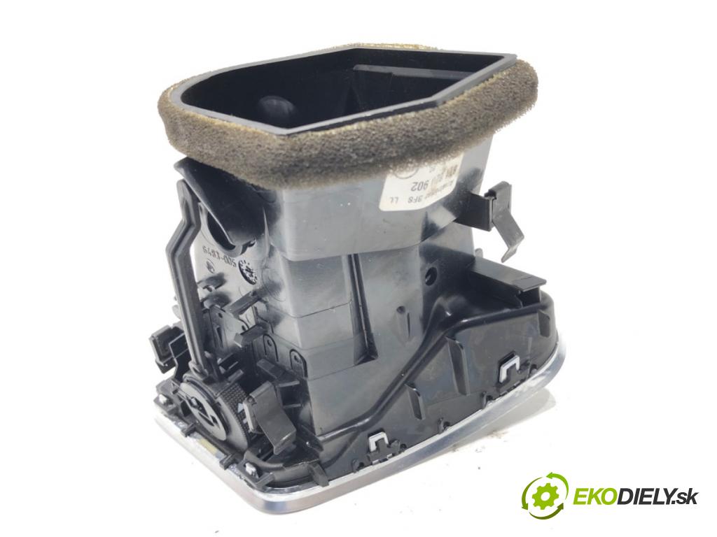 AUDI A5 8T coupe 2007 140 kW 2.7 TDI 2698 Mriežky kúrenia pravy predný 8T1820902