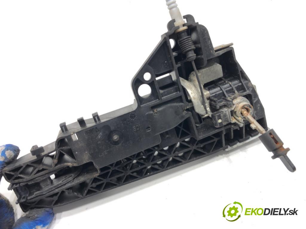 AUDI A5 8T coupe 2007 140 kW 2.7 TDI 2698 Kľučka vonkajšia ľavy predný 8T01837885