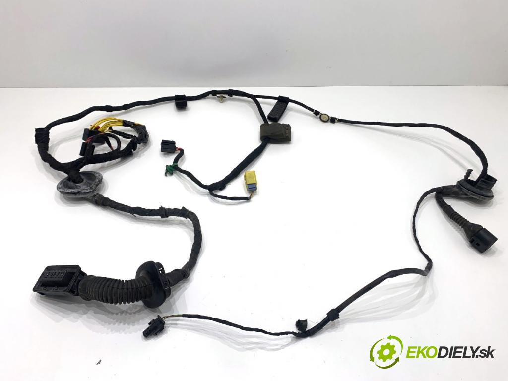 AUDI A5 8T coupe 2007 140 kW 2.7 TDI 2698 Káblovačka Dvere predný pravy 8K0972702