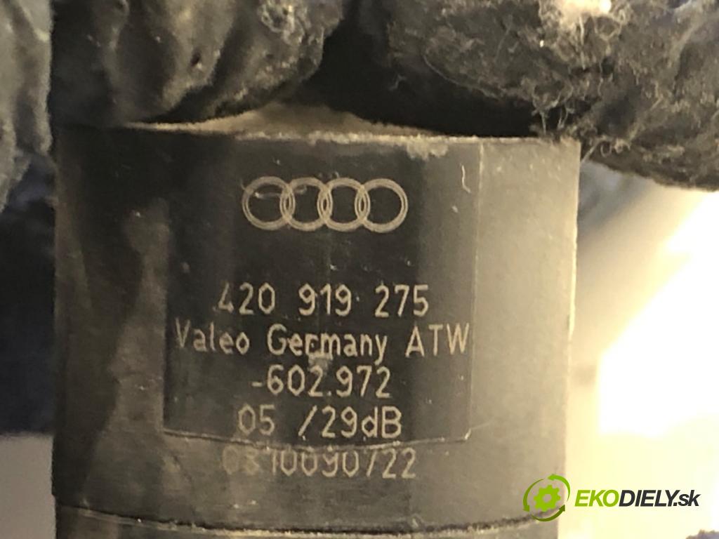 AUDI A5 8T coupe 2007 140 kW 2.7 TDI 2698 snímač PDC 420919275