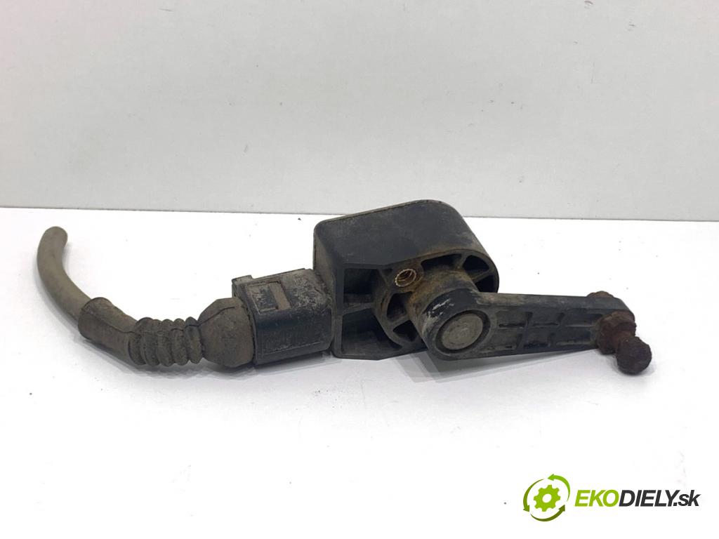 AUDI A5 8T coupe 2007 140 kW 2.7 TDI 2698 Snímač XENON zad ľavy 1T0907503