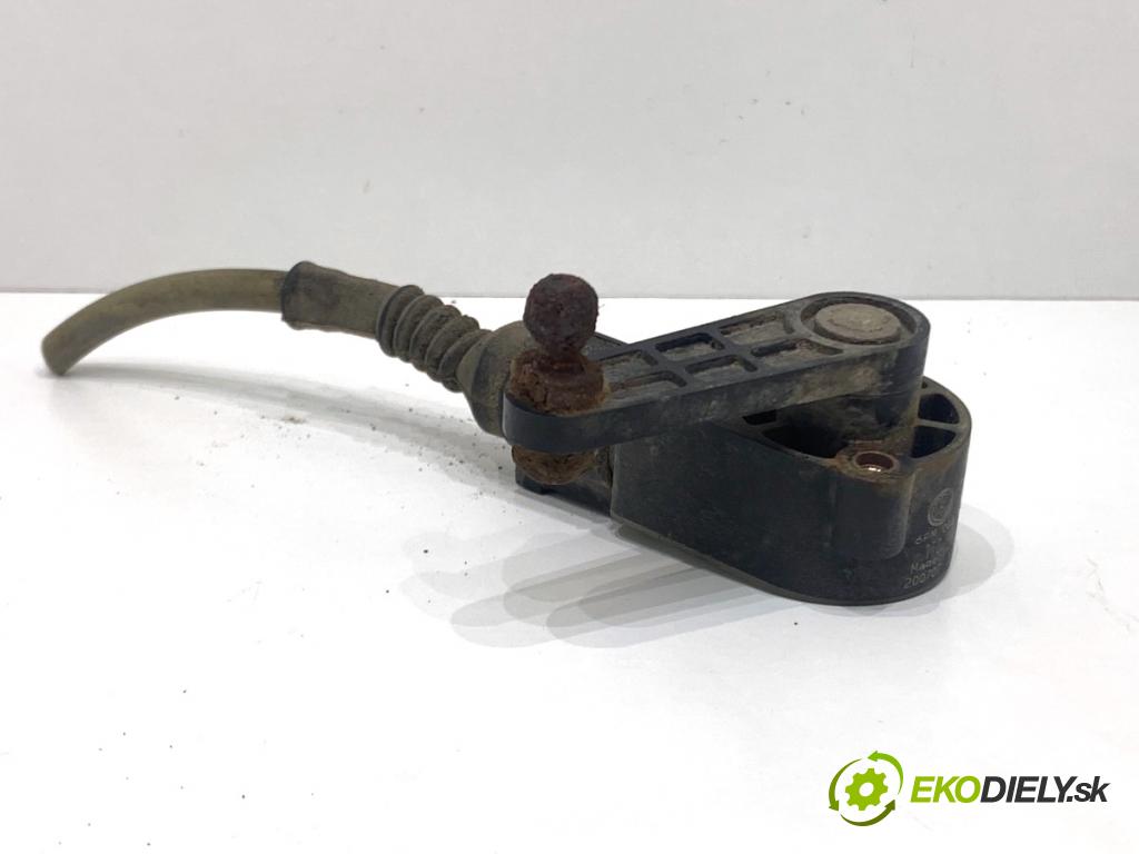 AUDI A5 8T coupe 2007 140 kW 2.7 TDI 2698 Snímač XENON zad ľavy 1T0907503