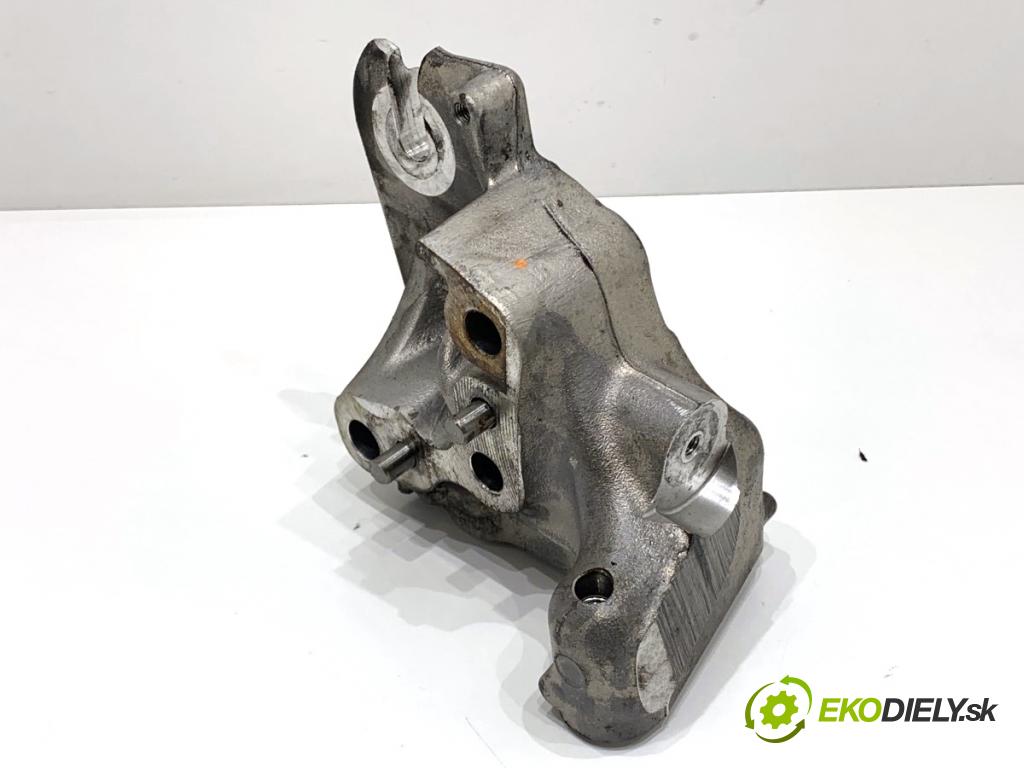 TOYOTA PROACE Autobus 2024 130 kW 2.0 D4d (MDZ6) 1997 Držiak Motor 9805300680