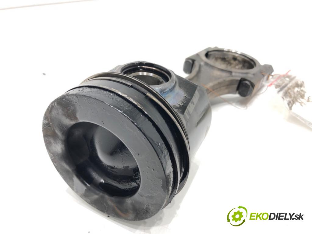 TOYOTA PROACE Autobus 2024 130 kW 2.0 D4d (MDZ6) 1997 PÍST: ojnice 9812818680 (Píst)