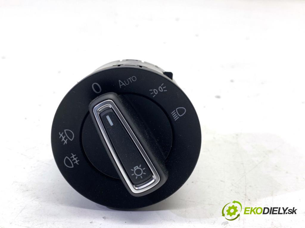 VW GOLF VII Kombi 2015 110 kW 2.0 TDI 1968 Spínač svetiel 5G0941431BD