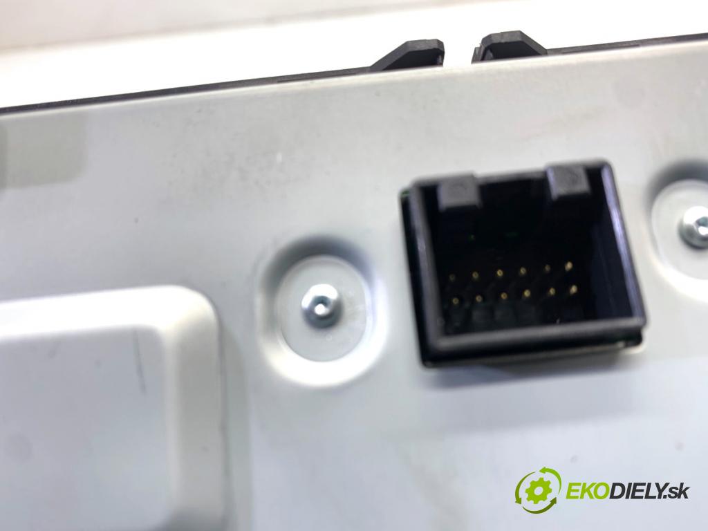 VW GOLF VII Kombi 2015 110 kW 2.0 TDI 1968 Dislpej 5G0919606 (Prístrojová doska)