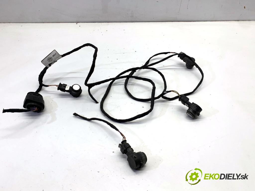 VW GOLF VII Kombi 2015 110 kW 2.0 TDI 1968 Káblovačka PDC predný 5G0971095J