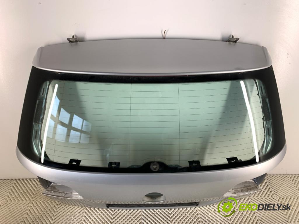 VW GOLF VII Kombi 2015 110 kW 2.0 TDI 1968 kapota zad LA7W