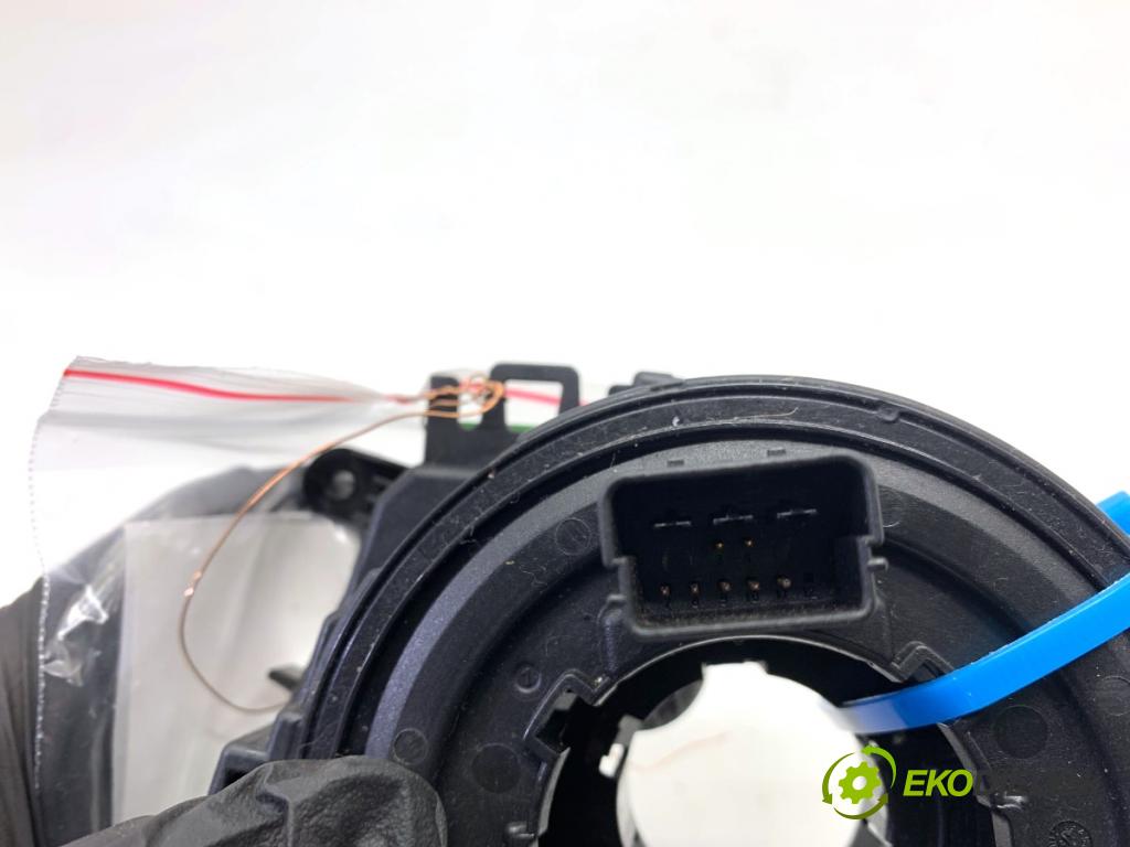 VW GOLF VII Kombi 2015 110 kW 2.0 TDI 1968 Krúžok, slimák airbag 5Q0953569A (Airbag)