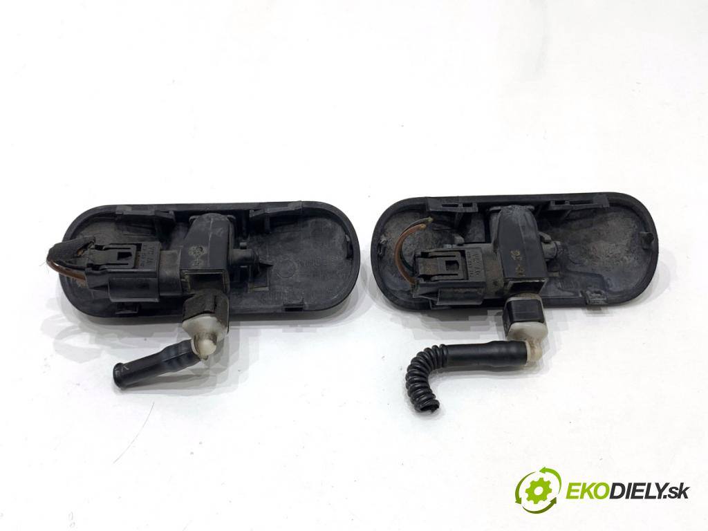 VW GOLF VII Kombi 2015 110 kW 2.0 TDI 1968 ostrekovač ostrekovačov okien 5M0955986C