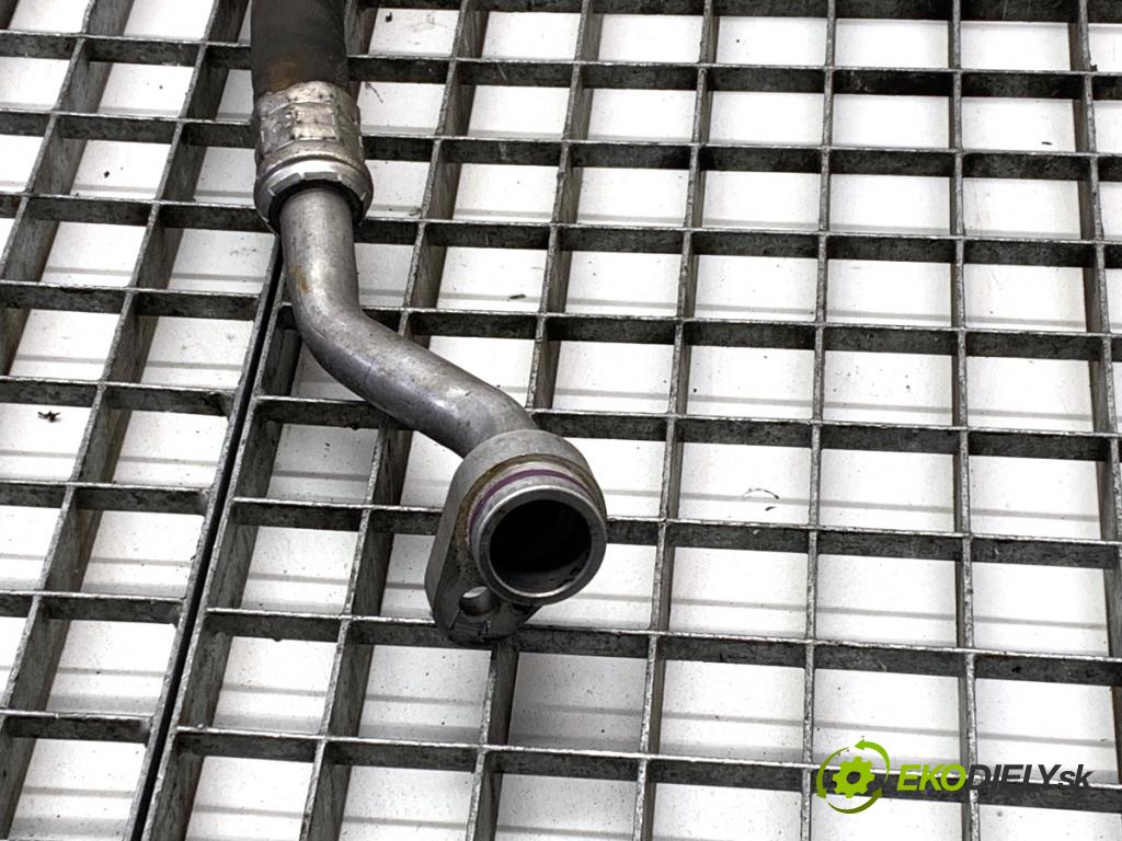 VW GOLF VII Kombi 2015 110 kW 2.0 TDI 1968 rúrka klimatizácie 5Q0820743M (Rúrka klimatizácie)