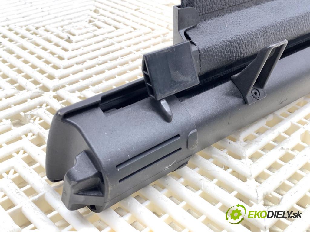 VW GOLF VII Kombi 2015 110 kW 2.0 TDI 1968 Roleta kufra 5G9867871G