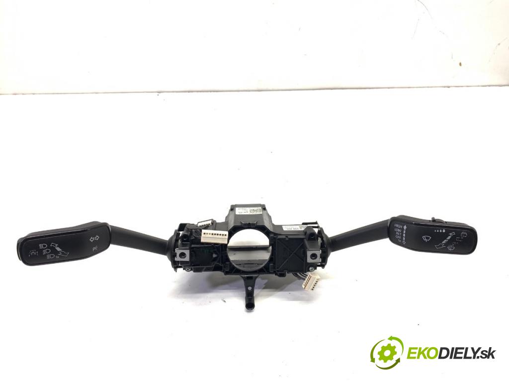 VW GOLF VII Kombi 2015 110 kW 2.0 TDI 1968 přepínač kombinovaný 5Q0953521R 5Q0953502AJ (Páčky pod volantem)