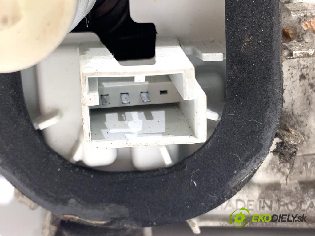 VW GOLF VII Kombi 2015 110 kW 2.0 TDI 1968 Svetlo ľavy zad 5G9945095C