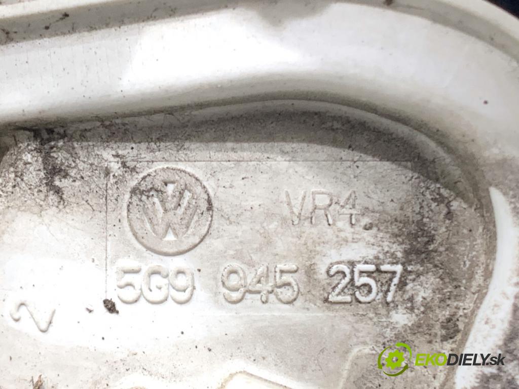 VW GOLF VII Kombi 2015 110 kW 2.0 TDI 1968 Svetlo ľavy zad 5G9945095C