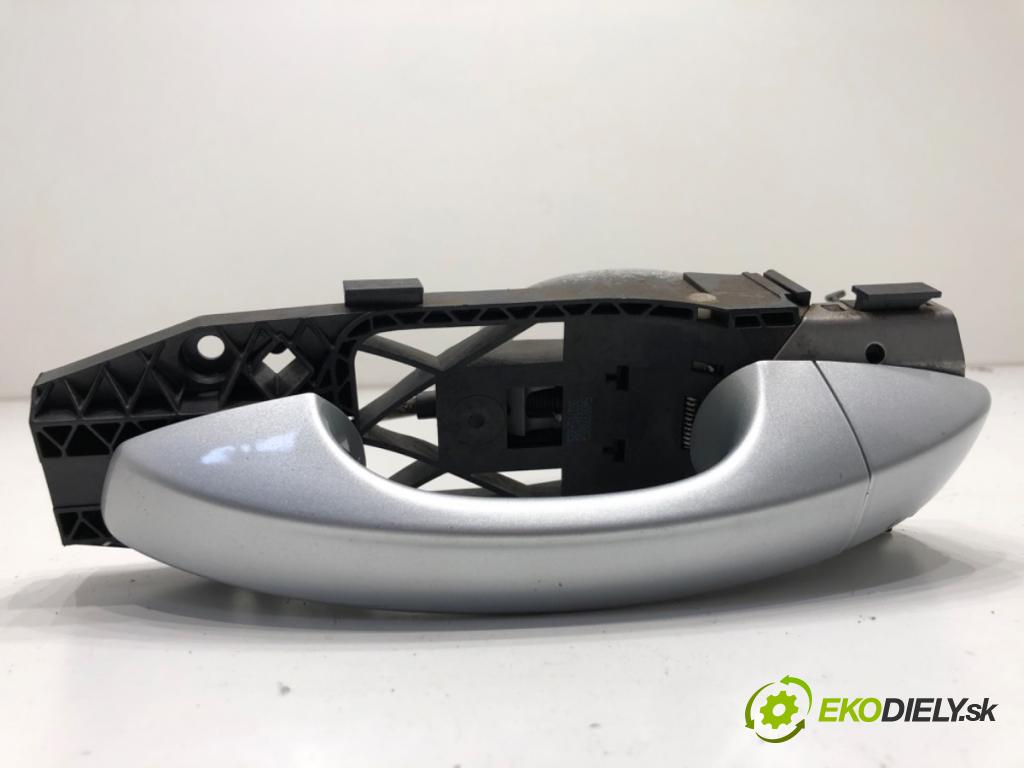 VW GOLF VII Kombi 2015 110 kW 2.0 TDI 1968 Kľučka vonkajšia ľavy predný 