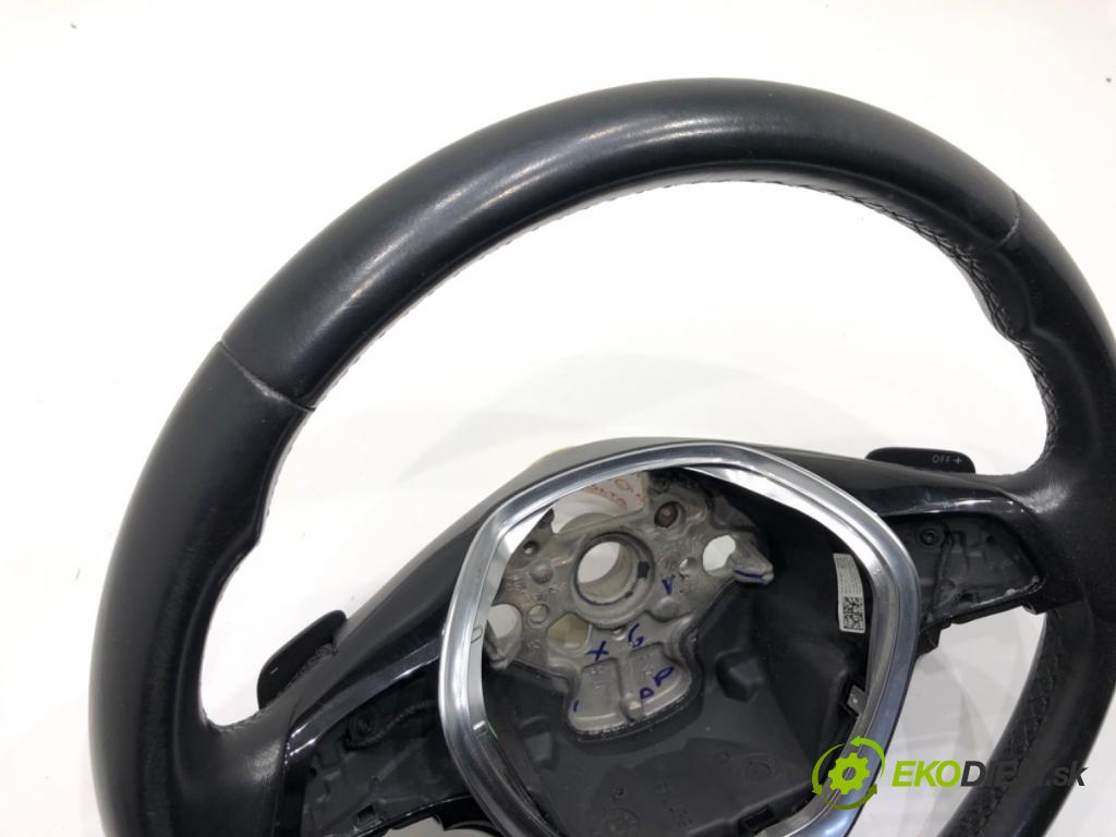 VW GOLF VII Kombi 2015 110 kW 2.0 TDI 1968 Volant  (Volant)