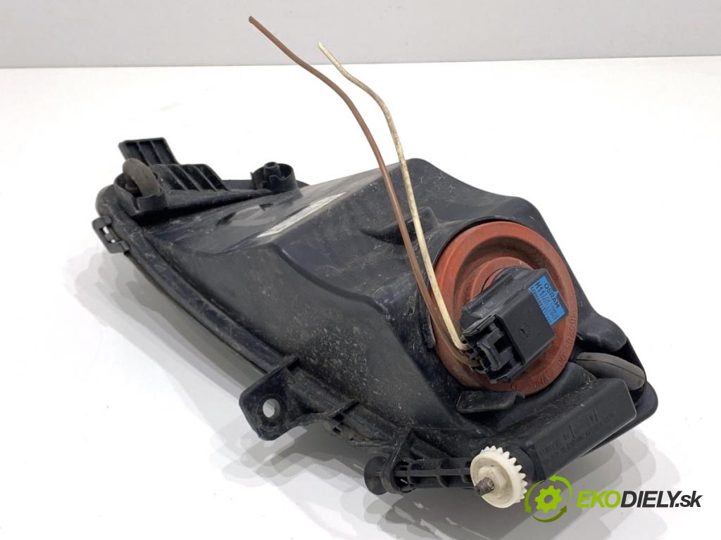 VW GOLF VII Kombi 2015 110 kW 2.0 TDI 1968 Hmlové svetlo, hmlovka pravy predný 5G0941662D