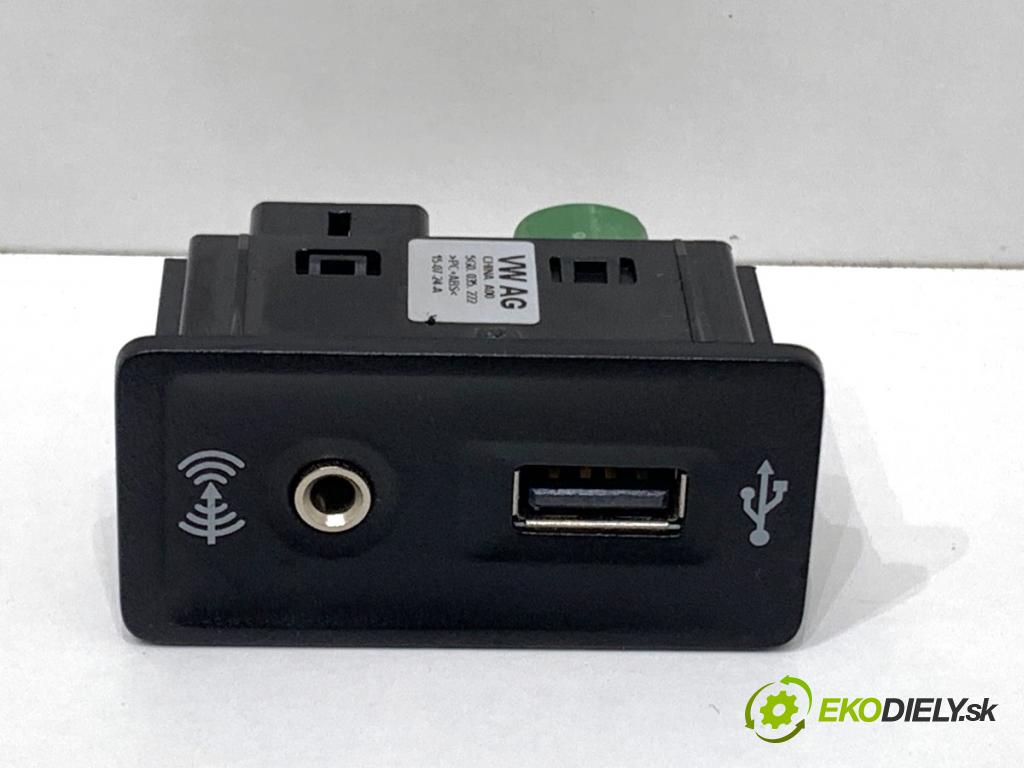 VW GOLF VII Kombi 2015 110 kW 2.0 TDI 1968 HNÍZDO: USB 5G0035222