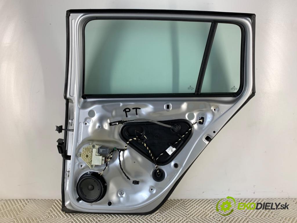 VW GOLF VII Kombi 2015 110 kW 2.0 TDI 1968 Dvere pravy zad LA7W