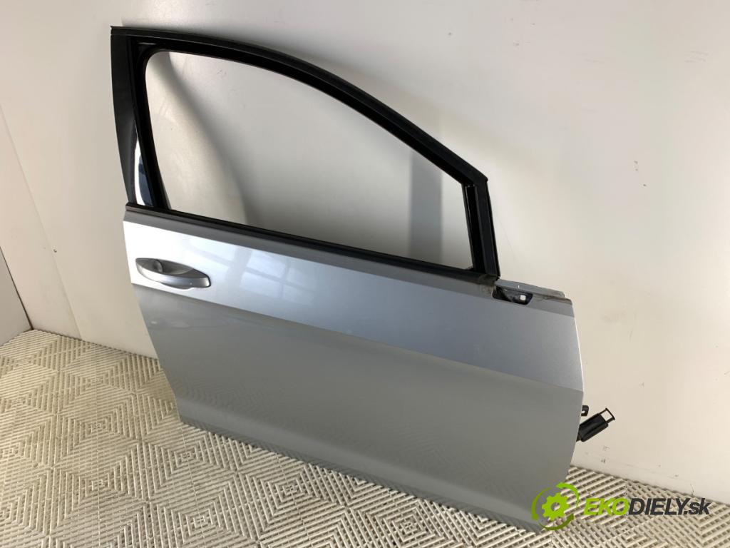 VW GOLF VII Kombi 2015 110 kW 2.0 TDI 1968 Dvere pravy predný LA7W
