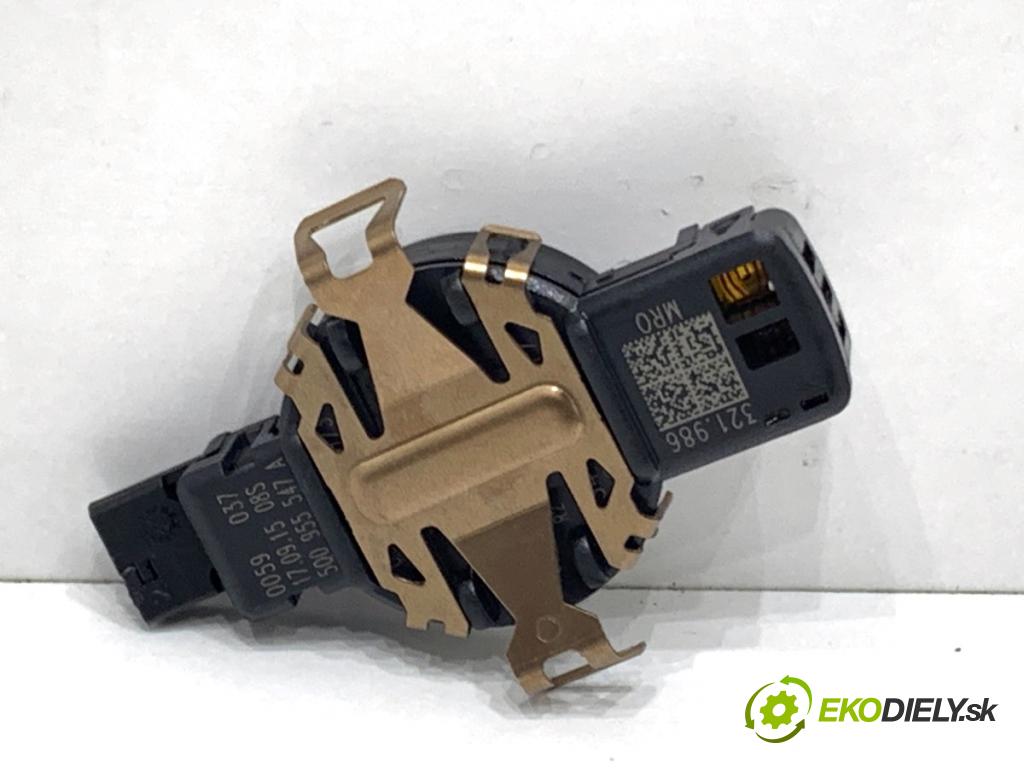 VW GOLF VII Kombi 2015 110 kW 2.0 TDI 1968 Snímač dažďa 5Q0955547A (Snímač dažďa)