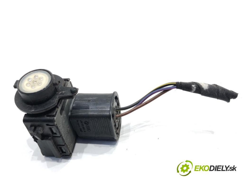 VW GOLF VII Kombi 2015 110 kW 2.0 TDI 1968 Snímač kvality vzduchu 5Q0907643C