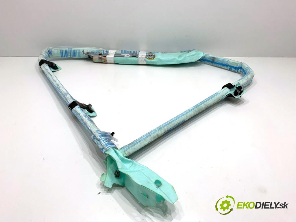 VW GOLF VII Kombi 2015 110 kW 2.0 TDI 1968 Stropný pravy 