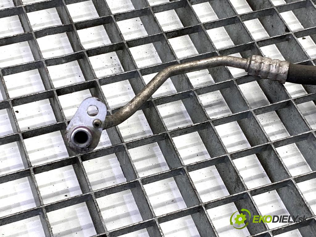 VW GOLF VII Kombi 2015 110 kW 2.0 TDI 1968 rúrka klimatizace 5Q0820741C (Trubka klimatizace)