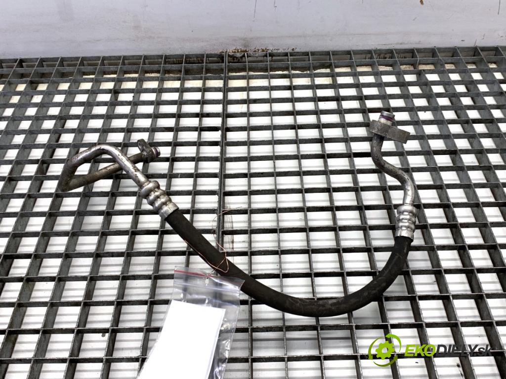 VW GOLF VII Kombi 2015 110 kW 2.0 TDI 1968 rúrka klimatizácie 5Q0816721B (Rúrka klimatizácie)