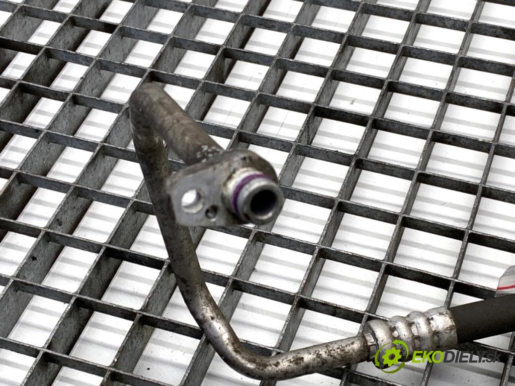 VW GOLF VII Kombi 2015 110 kW 2.0 TDI 1968 rúrka klimatizácie 5Q0816721B (Rúrka klimatizácie)