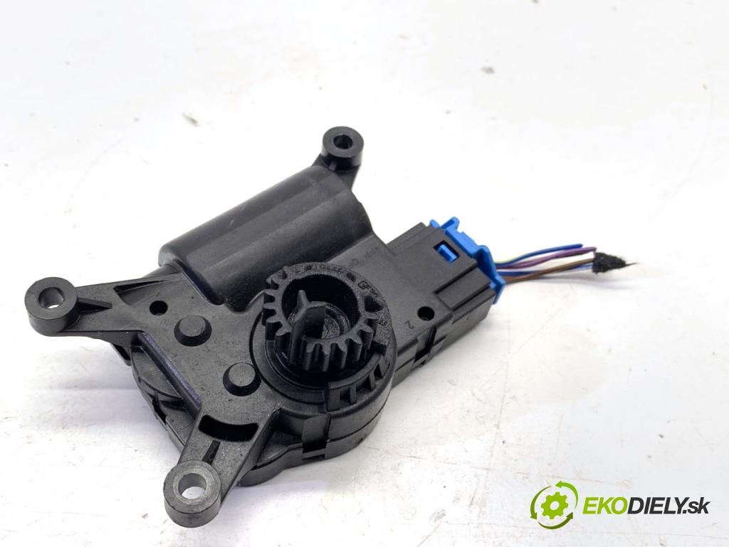 VW GOLF VII Kombi 2015 110 kW 2.0 TDI 1968 Motor kúrenia 5Q0907511K