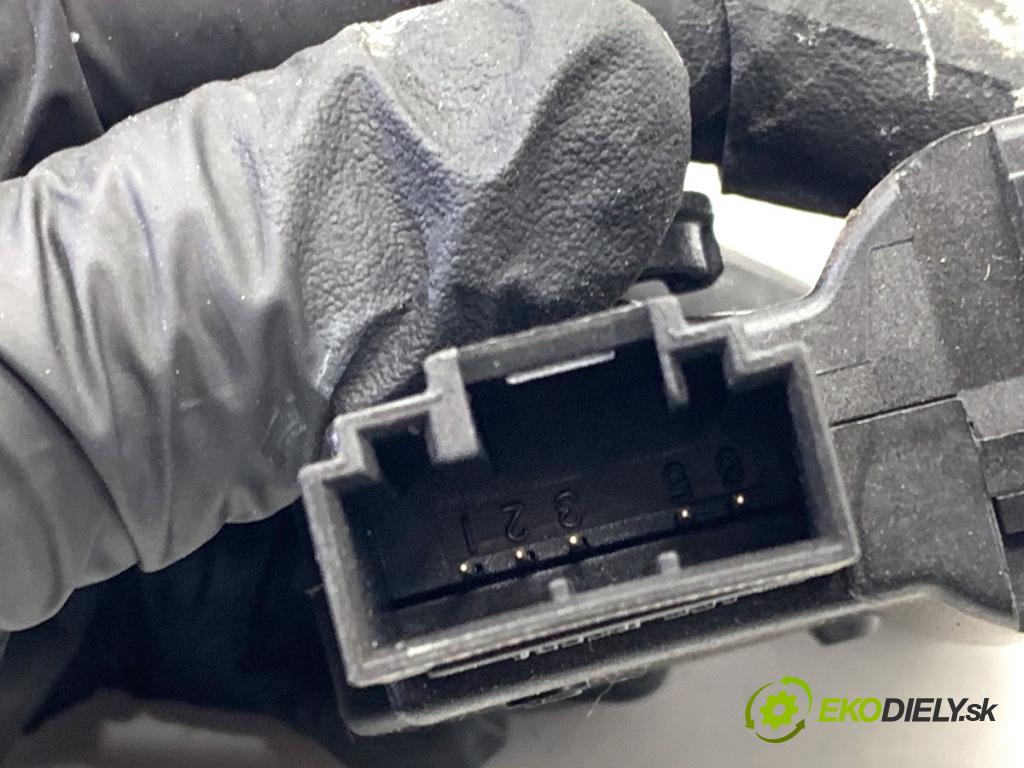 VW GOLF VII Kombi 2015 110 kW 2.0 TDI 1968 Motor kúrenia 5Q0907511K